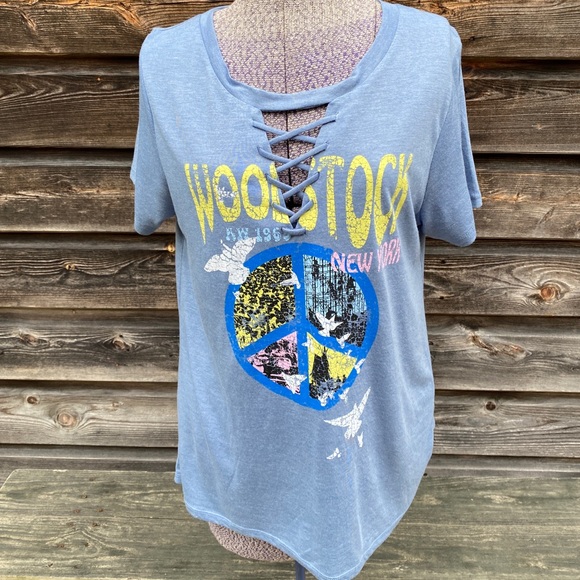 Vintage Concert Tees Blue Woodstock Short Sleeve Tee Shirt with Lace Up Detail - Picture 2 of 8